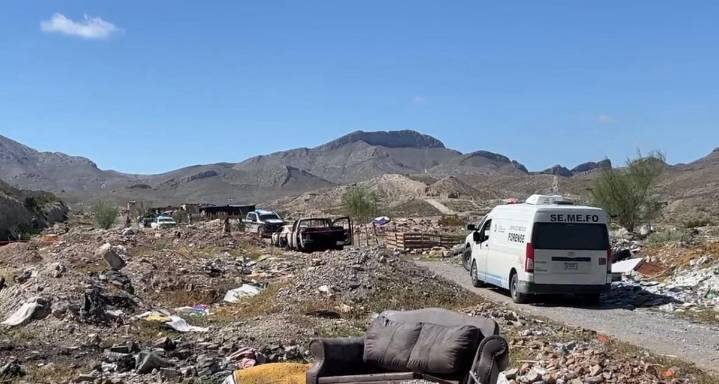 Localizan a dos personas calcinadas dentro de vehículo en Juárez