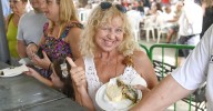 Las mejores fotos de la 'sardiná' de la Velá de la Fuensanta de Córdoba