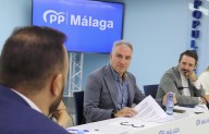 Bendodo acusa a Sánchez de "prometer y desaparecer"