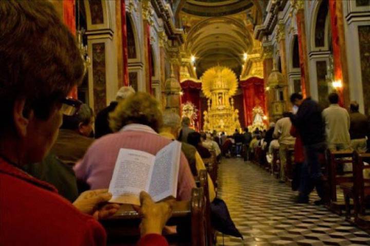 Día 8 de la novena ¿Cómo rezarle al Señor y la Virgen del Milagro?