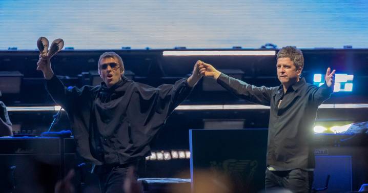 Noel Gallagher's five-word question to US Oasis crowd sums up huge difference