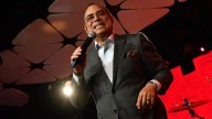 La insólita razón por la que cancelaron conciertos de Gilberto Santa Rosa en Colombia