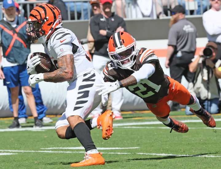 Browns have little room for error in how they need to play and they made too many on Sunday: Dan Labbe