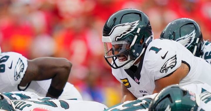 The NFL still can't handle how good Jalen Hurts and the Eagles are at the Tush Push