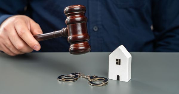 Confirmado | IRS podrá quitar para siempre viviendas y bienes a quienes no hicieron este trámite a tiempo
