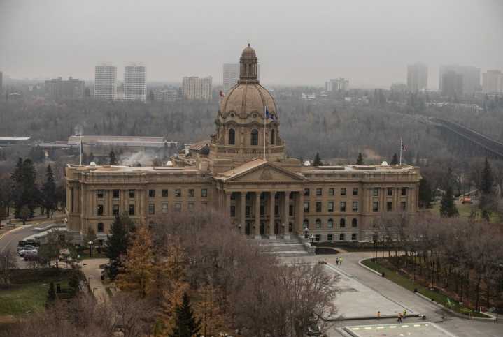 Province facing backlash for move toward mandatory pronoun notification in schools