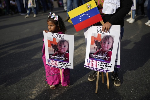 Madres venezolanas deportadas piden ayuda a Melania Trump para reunirse con sus hijos