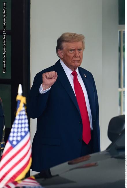 Apunta Trump a tercer ataque contra embarcación venezolana