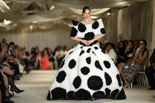 Christian Siriano transports New York Fashion Week attendees to the silver screen