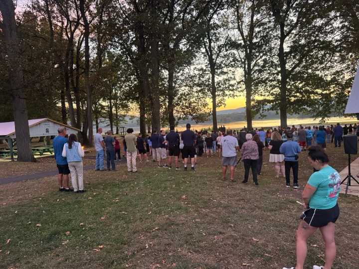 Community gathers for candlelight vigil honoring teen found dead in Susquehanna River