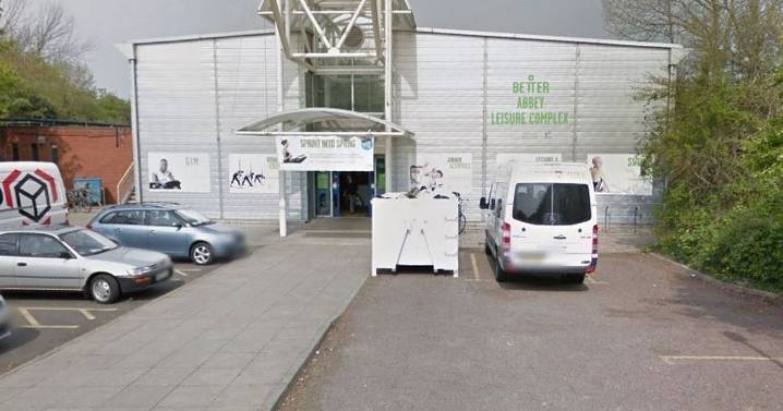 Leisure centre evacuated after ‘strong smell of chlorine’ from pool