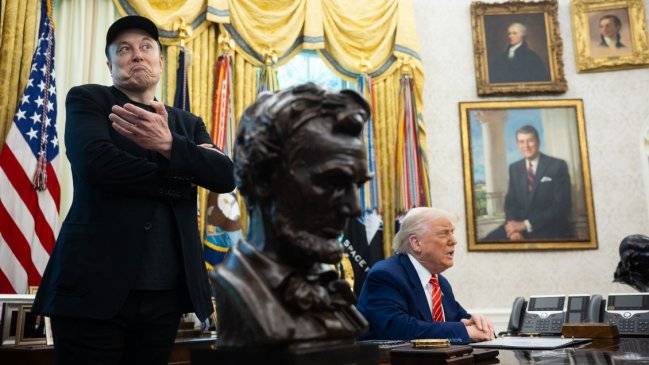 Elon Musk y Steve Bannon aparecen agendados en reuniones que planeó Jeffrey Epstein