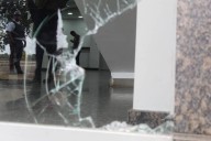 Rompen vidrio exterior y logran entrar a oficina del Banco de Venezuela en Tucupita