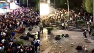 ¡Destrozaron todo! Hinchas venezolanos provocan el caos en Bogotá tras la derrota de su selección