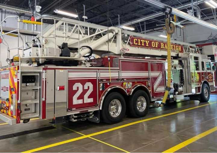 Bomberos de Raleigh buscan nuevos reclutas para sus filas