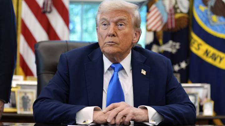 Trump's new $100K fee on H-1B visas will hurt the tech companies trying to woo him