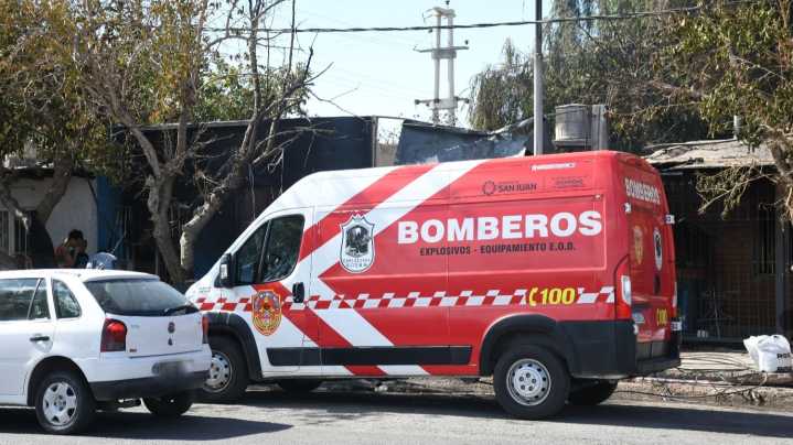 Escape de gas provocó incendio en panadería y dejó dos heridos en Rawson