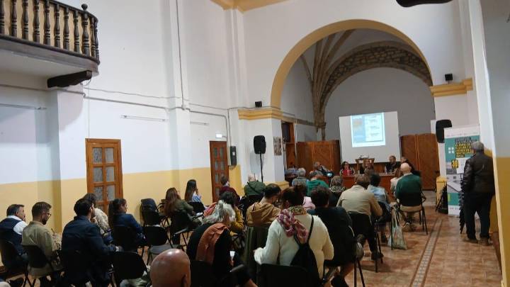 Infiesto reivindica el poder de la cultura rural con "Narrativas que repueblan"