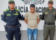Capturan a hombre que conducía vehículo robado en la troncal del Caribe
