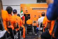 Abandera Samuel a delegación NL que va a la Paralimpiada Nacional