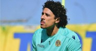 Guillermo Ochoa recibe 5 goles en su debut en Chipre