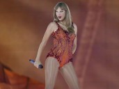 Isólito. Cómo funciona la emisora de radio que solo pasa Taylor Swift