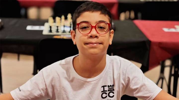 Faustino Oro alcanzó una marca clave para convertirse en gran maestro y sigue haciendo historia en el ajedrez