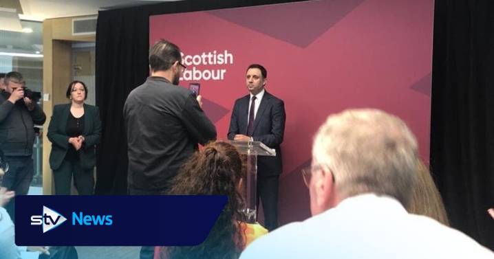 Anas Sarwar confronted by pro-Palestinian protesters during speech