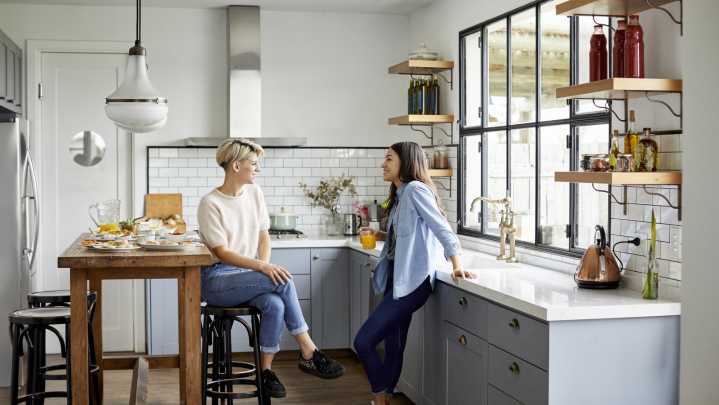 The Type Of Kitchen Item You Should Never Buy If You Want A Minimalist Home