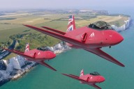 New deal could see Red Arrows jets built in Scotland