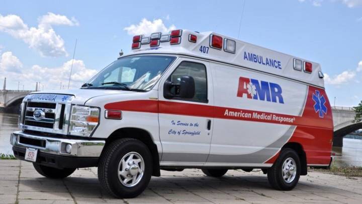 AMR Springfield EMT, former circus performer named class valedictorian