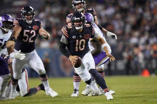 J.J. McCarthy rallies the Vikings in the fourth quarter of his debut for a 27