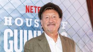 Steven Knight, creador de 'Peaky Blinders': "Ser bebedor de Guinness me ha ayudado en mi nueva serie"