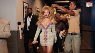 A Closer Look at Doja Cat’s Campy ’80s Style at the VMAs