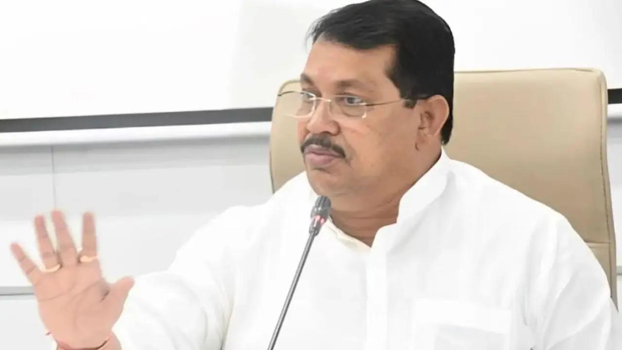 Maharashtra floods: Congress demands special session of the legislature