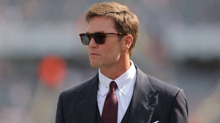 Tom Brady defends ethics against distrust over Raiders, Fox roles