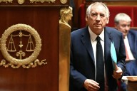 La dimisión de Bayrou dispara la prima de riesgo de Francia por delante de la de Italia