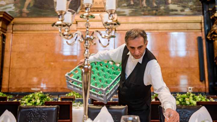 Los trabajadores de la hostelería, sobre las ofertas laborales: "Sí hay gente para trabajar, pero hay mucho empresario pirata"