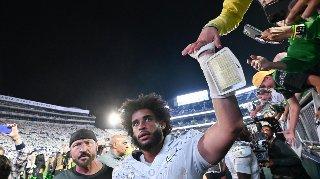 No. 2 Oregon rolling behind latest transfer QB in Dante Moore after standout effort at Penn State