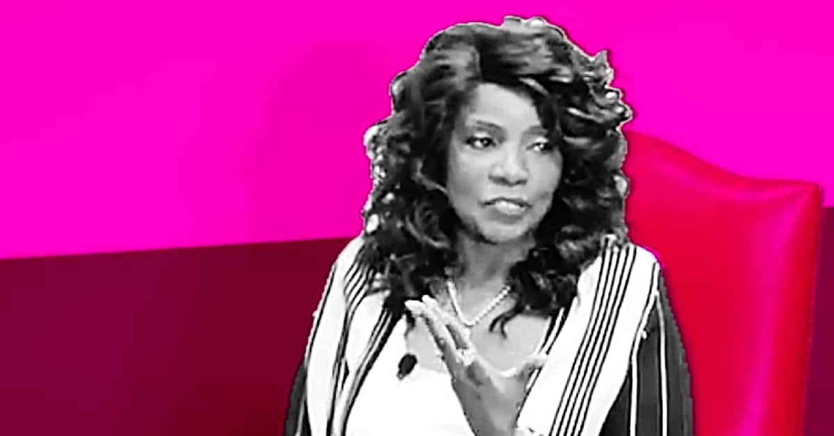 Exclusive: Gloria Gaynor Donated to Trump and "Anti