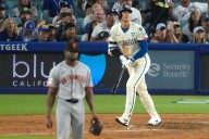 Ohtani hits 53rd homer to tie for NL lead as Dodgers top Giants 7