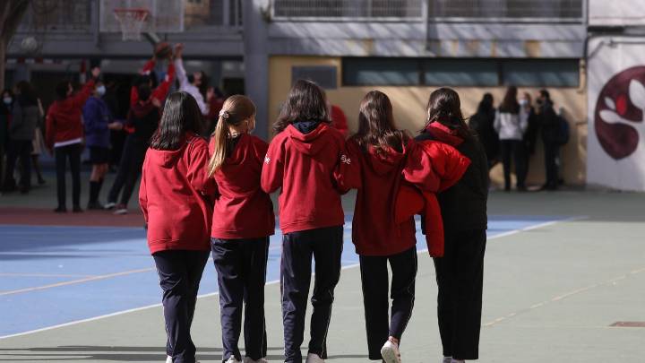 El PP cancela el plan de estudios de Rabat que potencia la "imposición" del árabe en la educación murciana