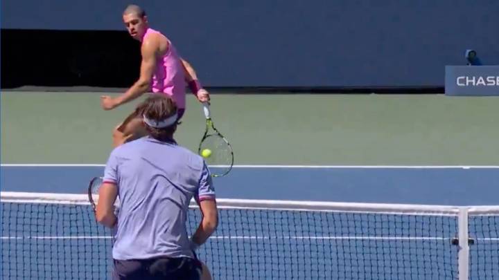 El puntazo de Alcaraz en el US Open que da la vuelta al mundo y del que presume hasta el propio Carlos