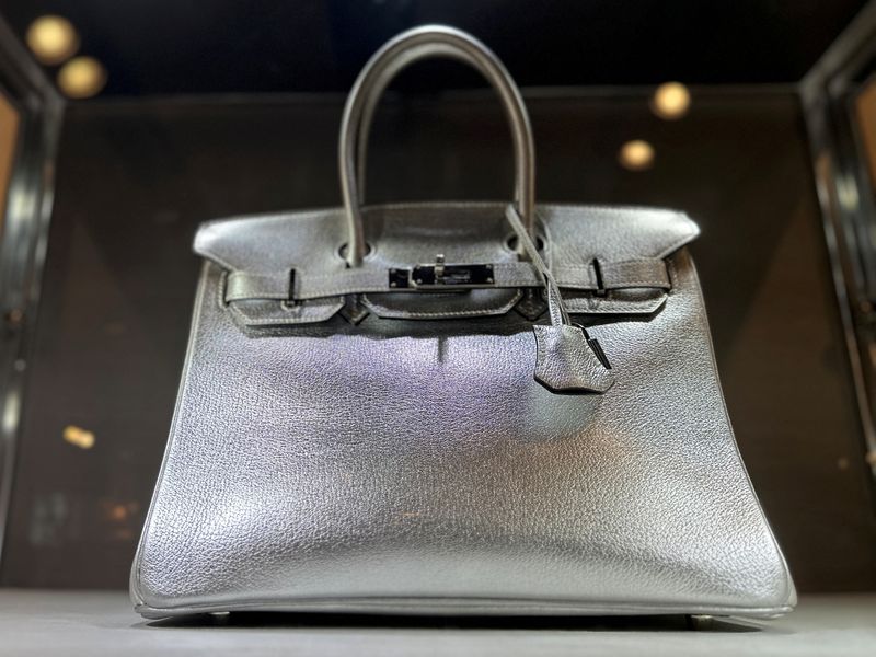 Hermes defeats class action again over hard