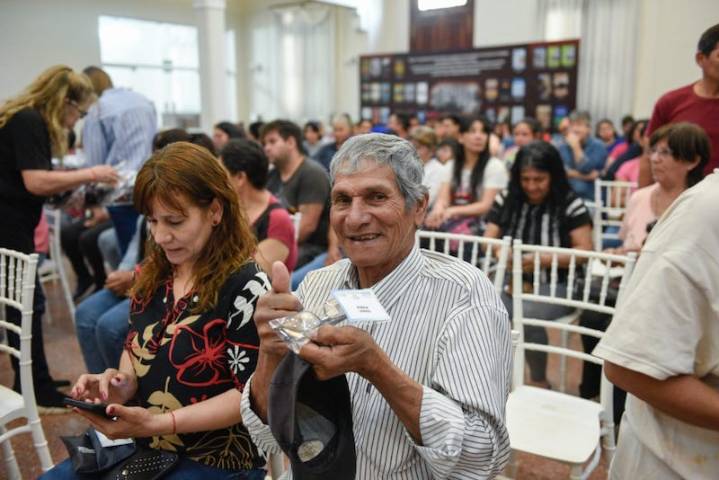 El Municipio realizó una nueva entrega gratuita de anteojos de receta