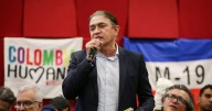 Gustavo Bolívar les pide a Corcho y a Cepeda unirse para derrotar a Daniel Quintero