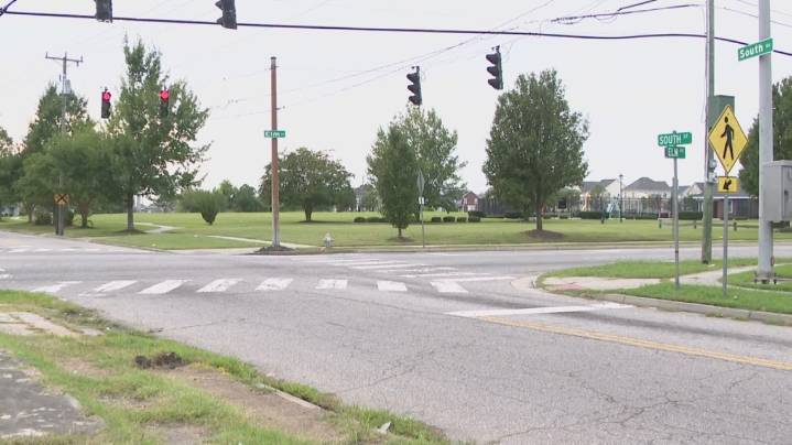 Suspect sought in Sunday shooting in Portsmouth that injured 1