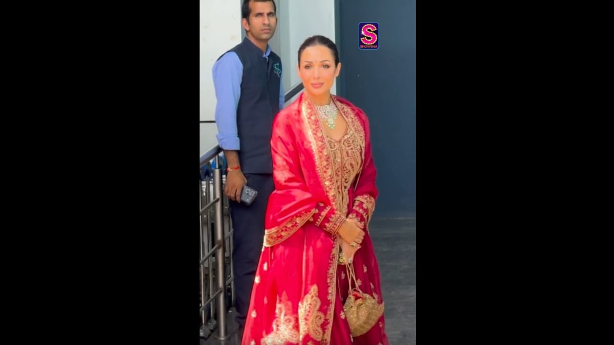 Malaika Arora oozes elegance in a regal ethnic look.