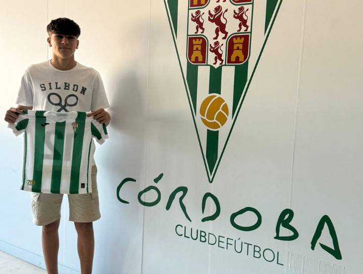 El delantero jerezano Rafa Mateos, de 15 años, ficha por el Córdoba CF