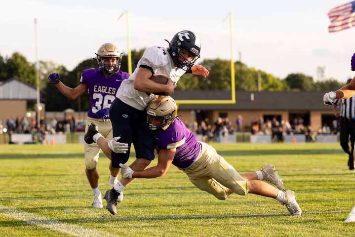 ‘He’s a dawg’: Do-it-all QB’s monster 5-TD night powers Unity Christian to 2